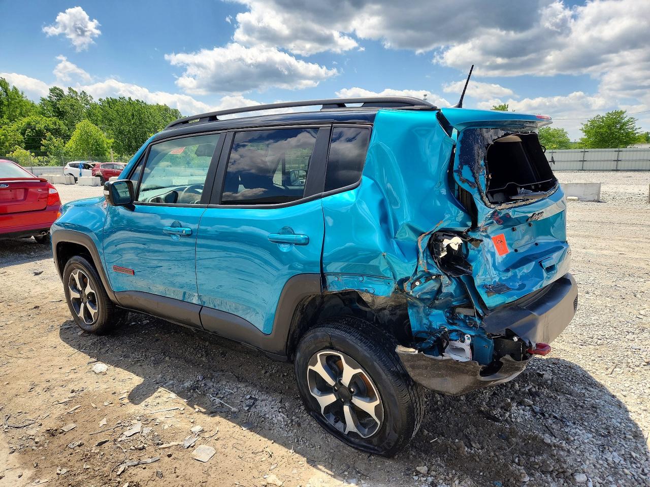 2022 JEEP RENEGADE TRAILHAWK — снимка 2