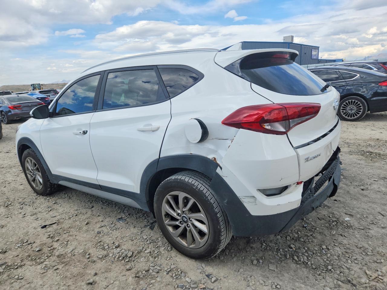 2018 HYUNDAI TUCSON SE — снимка 2