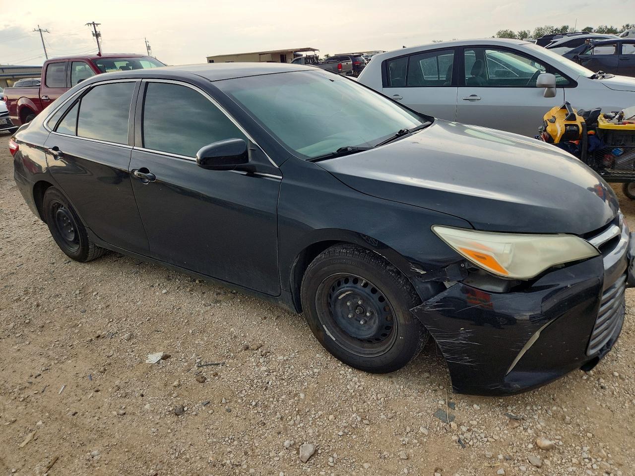 2015 TOYOTA CAMRY LE — снимка 4