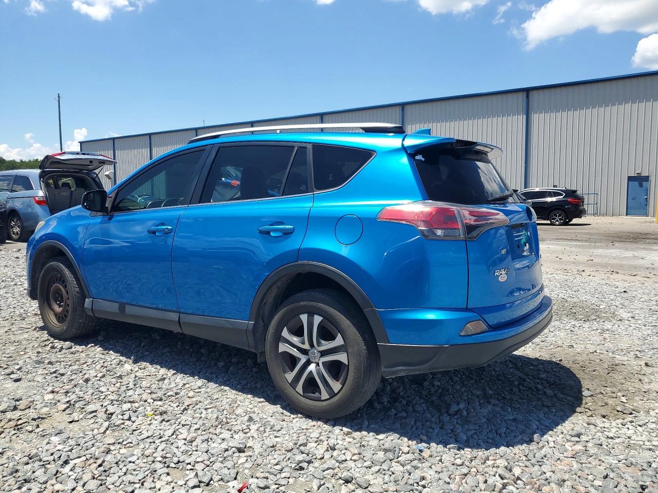 2017 TOYOTA RAV4 LE — снимка 2