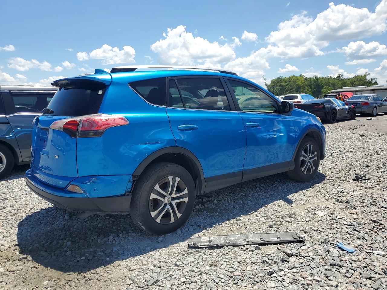 2017 TOYOTA RAV4 LE — снимка 3