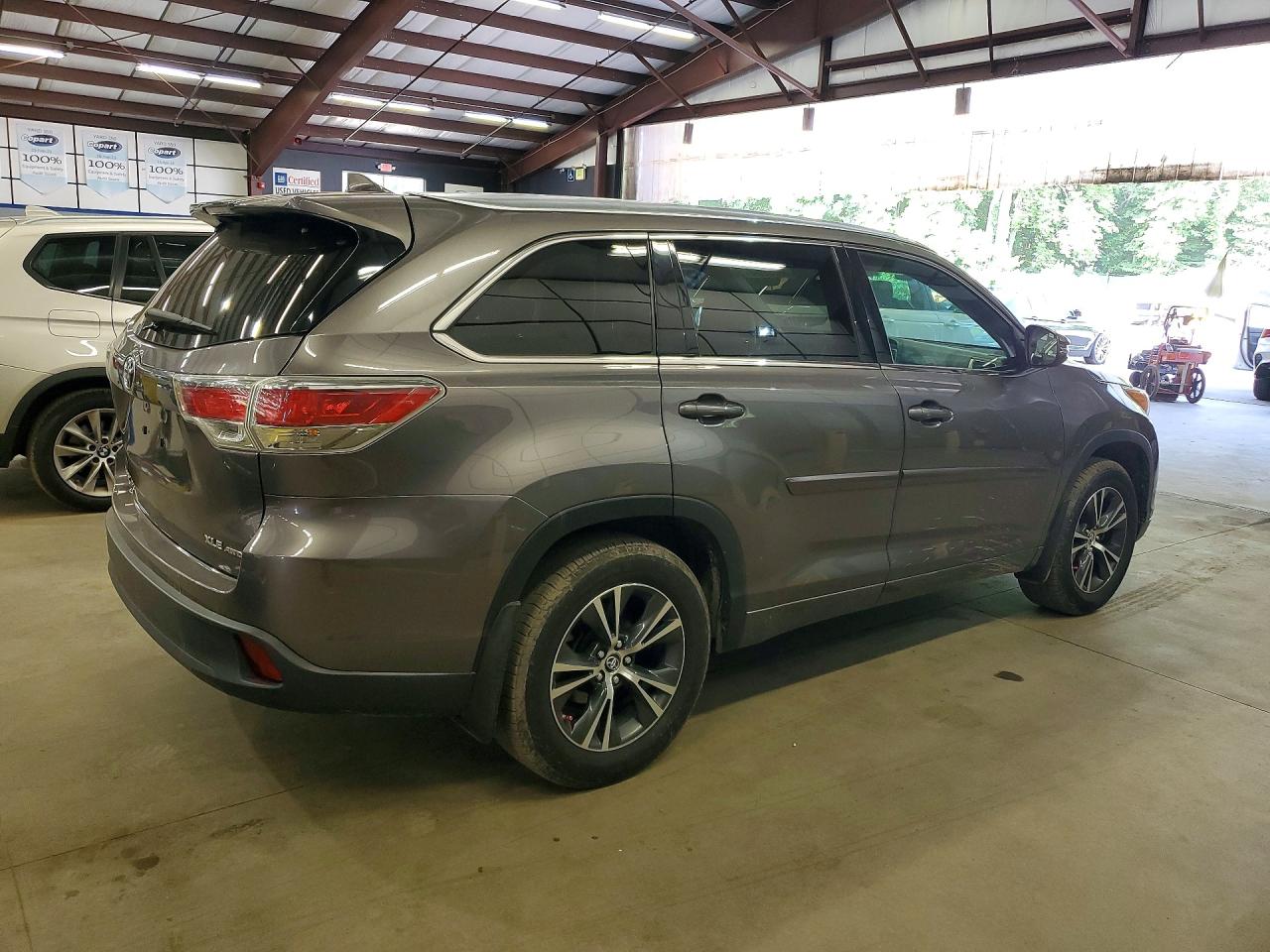 2016 TOYOTA HIGHLANDER XLE — снимка 3