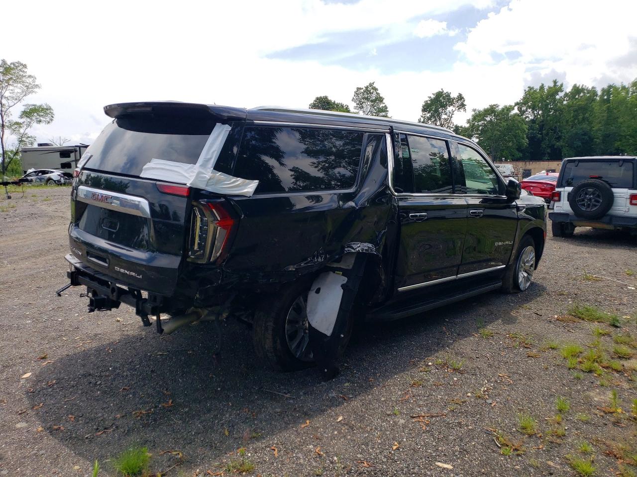 2024 GMC YUKON XL DENALI — снимка 3