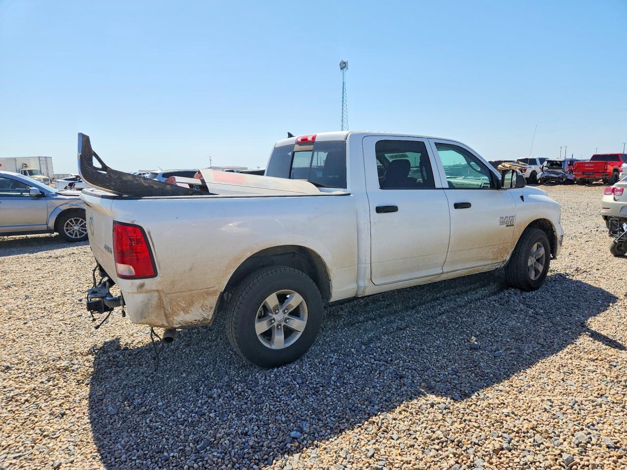 2023 RAM 1500 CLASSIC SLT — снимка 3