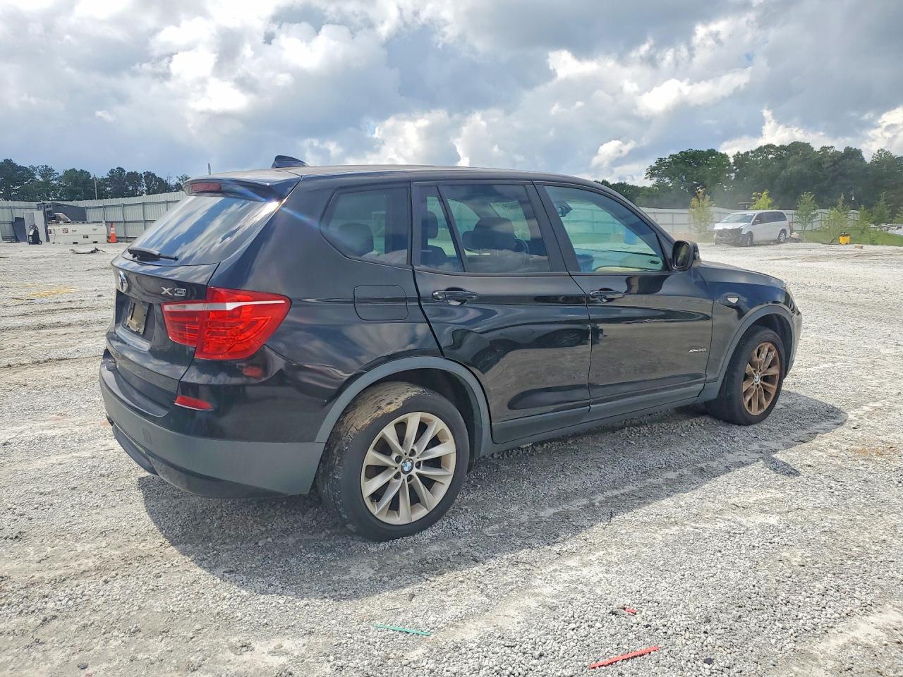 2013 BMW X3 XDRIVE28I — снимка 3