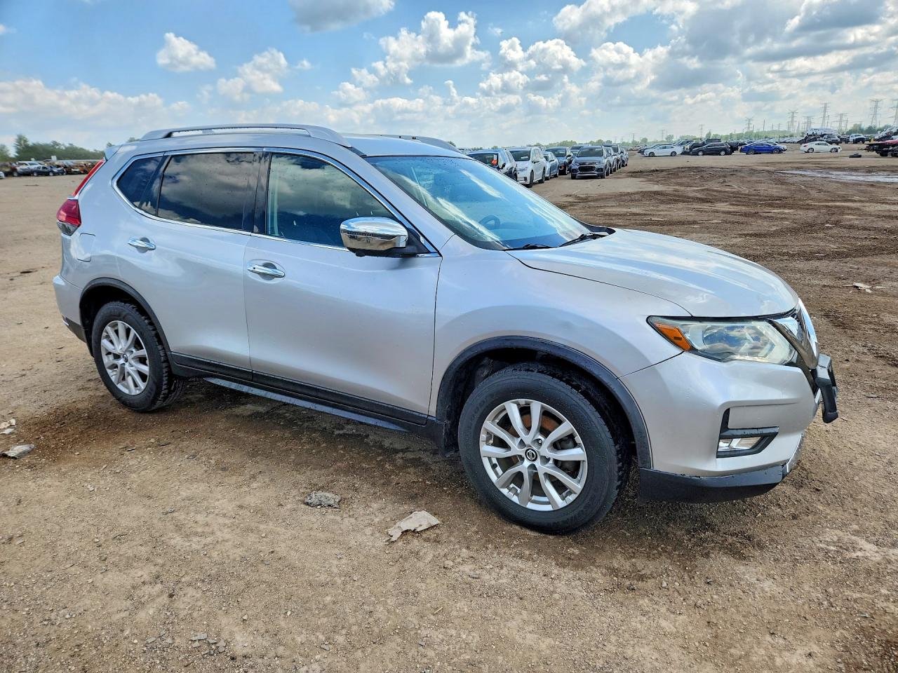 2017 NISSAN ROGUE SV — снимка 4