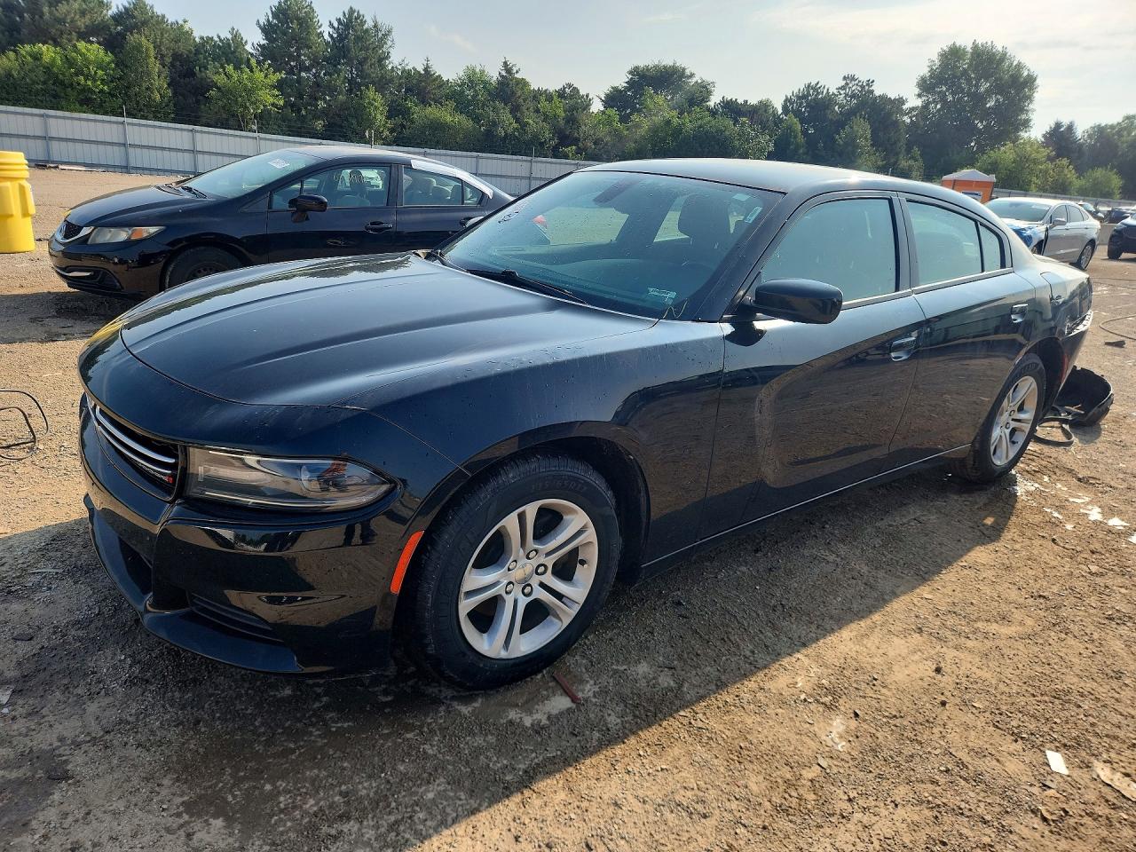 2015 DODGE CHARGER SE