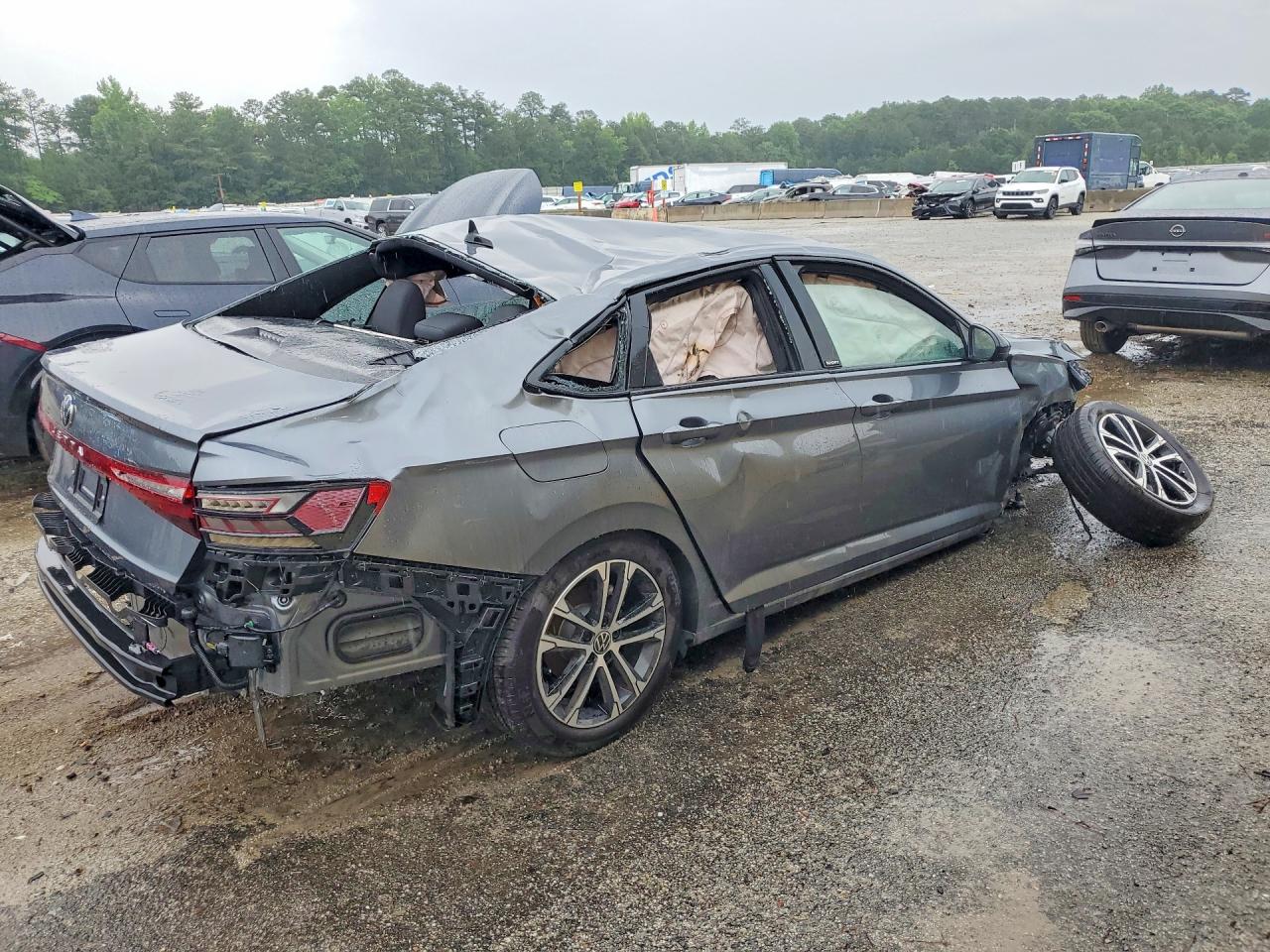2025 VOLKSWAGEN JETTA SPORT — снимка 3