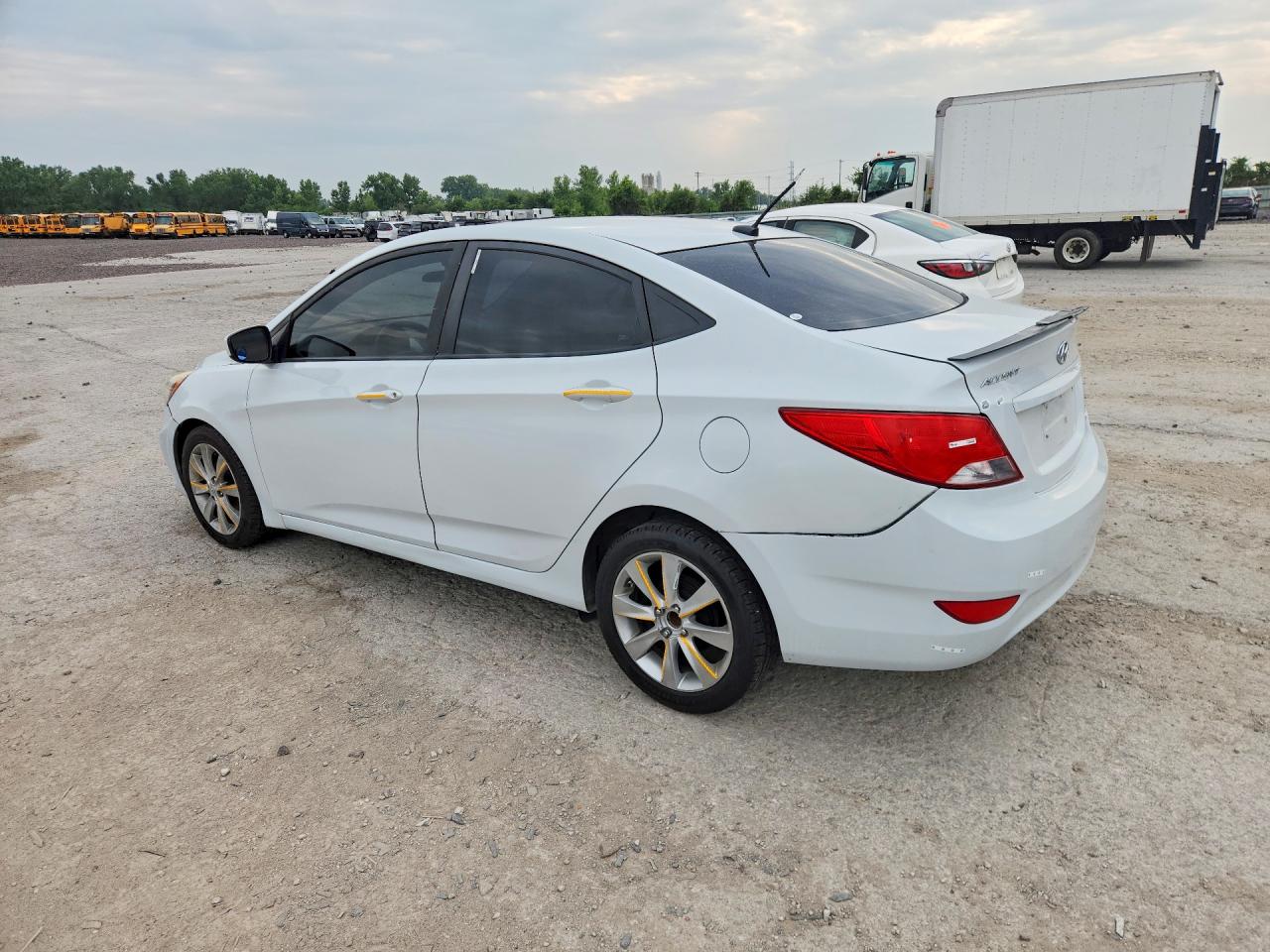 2017 HYUNDAI ACCENT SE — снимка 2