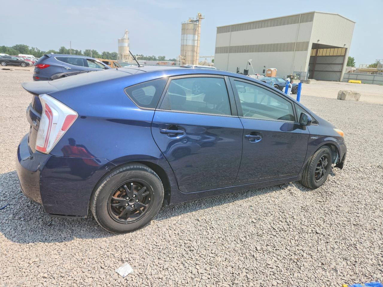 2015 TOYOTA PRIUS TWO — снимка 3