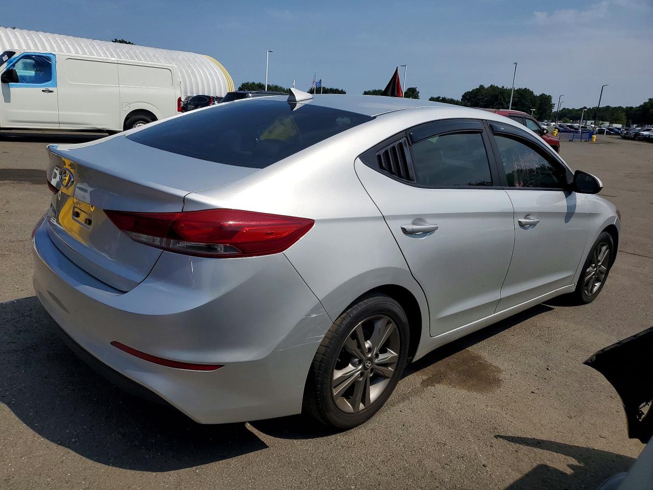 2018 HYUNDAI ELANTRA SEL — снимка 3