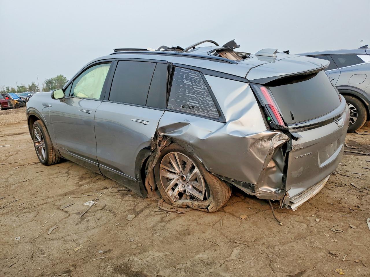 2026 CADILLAC VISTIQ SPORT — снимка 2