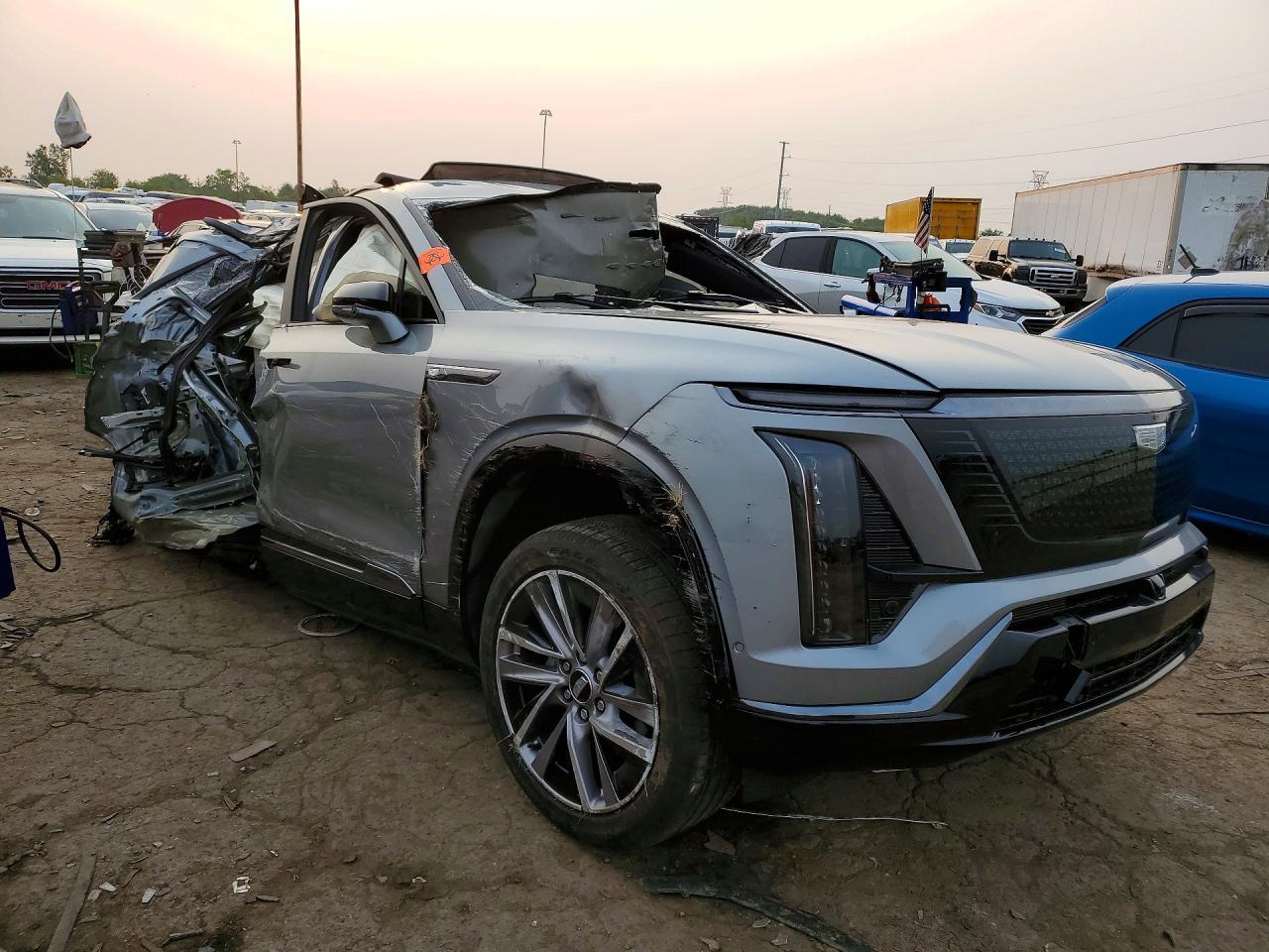 2026 CADILLAC VISTIQ SPORT — снимка 4