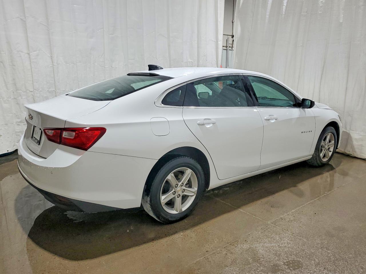 2023 CHEVROLET MALIBU LS — снимка 3