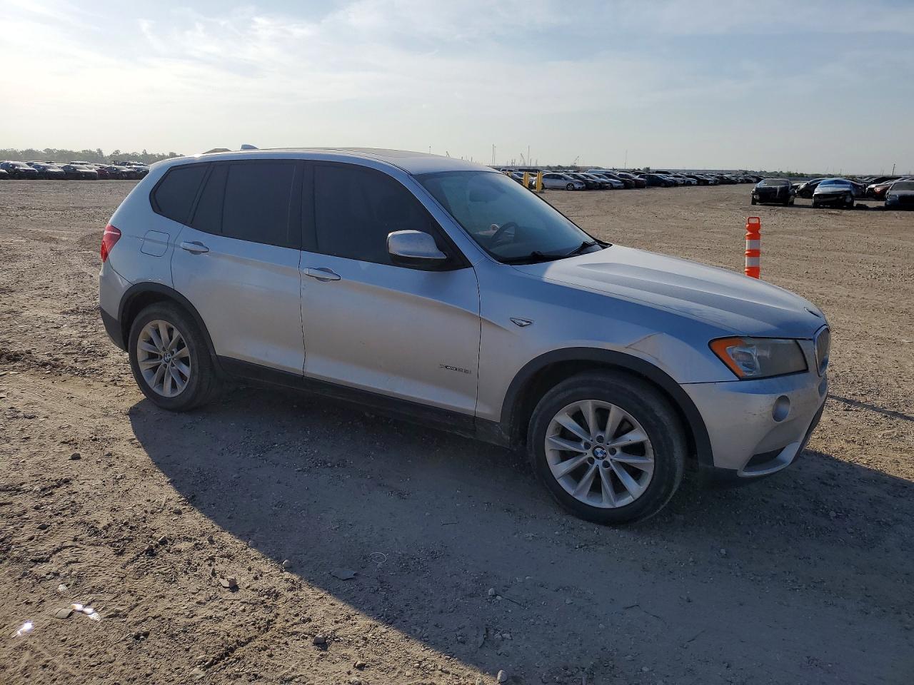 2013 BMW X3 XDRIVE28I — снимка 4