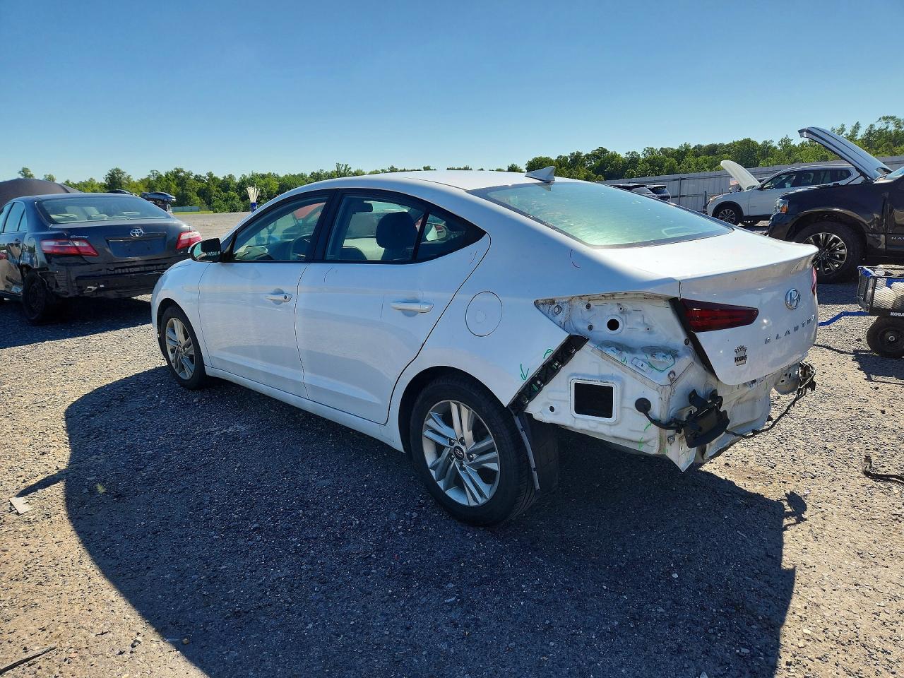 2020 HYUNDAI ELANTRA SEL — снимка 2