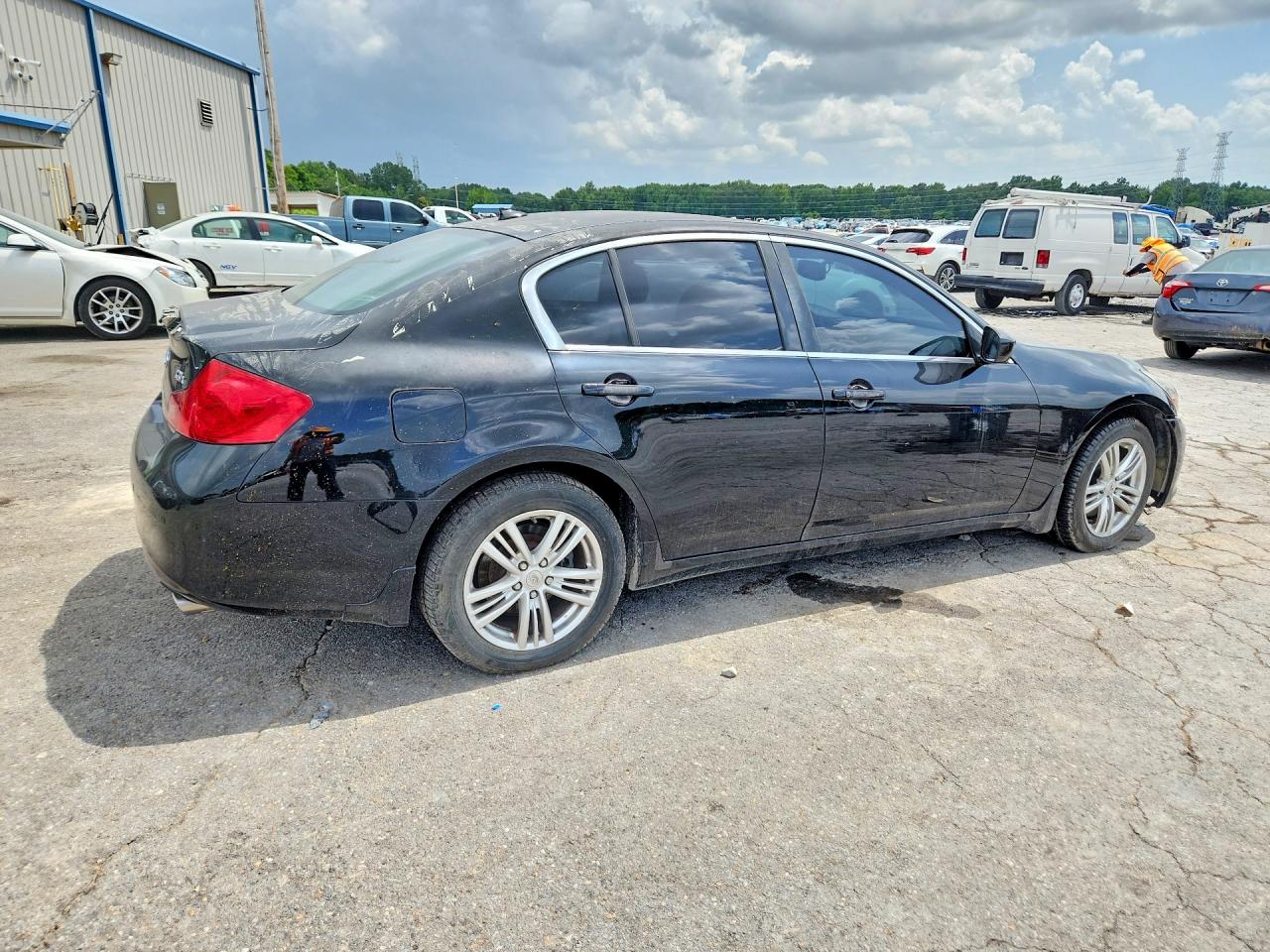 2013 INFINITI G37 SEDAN X — снимка 3