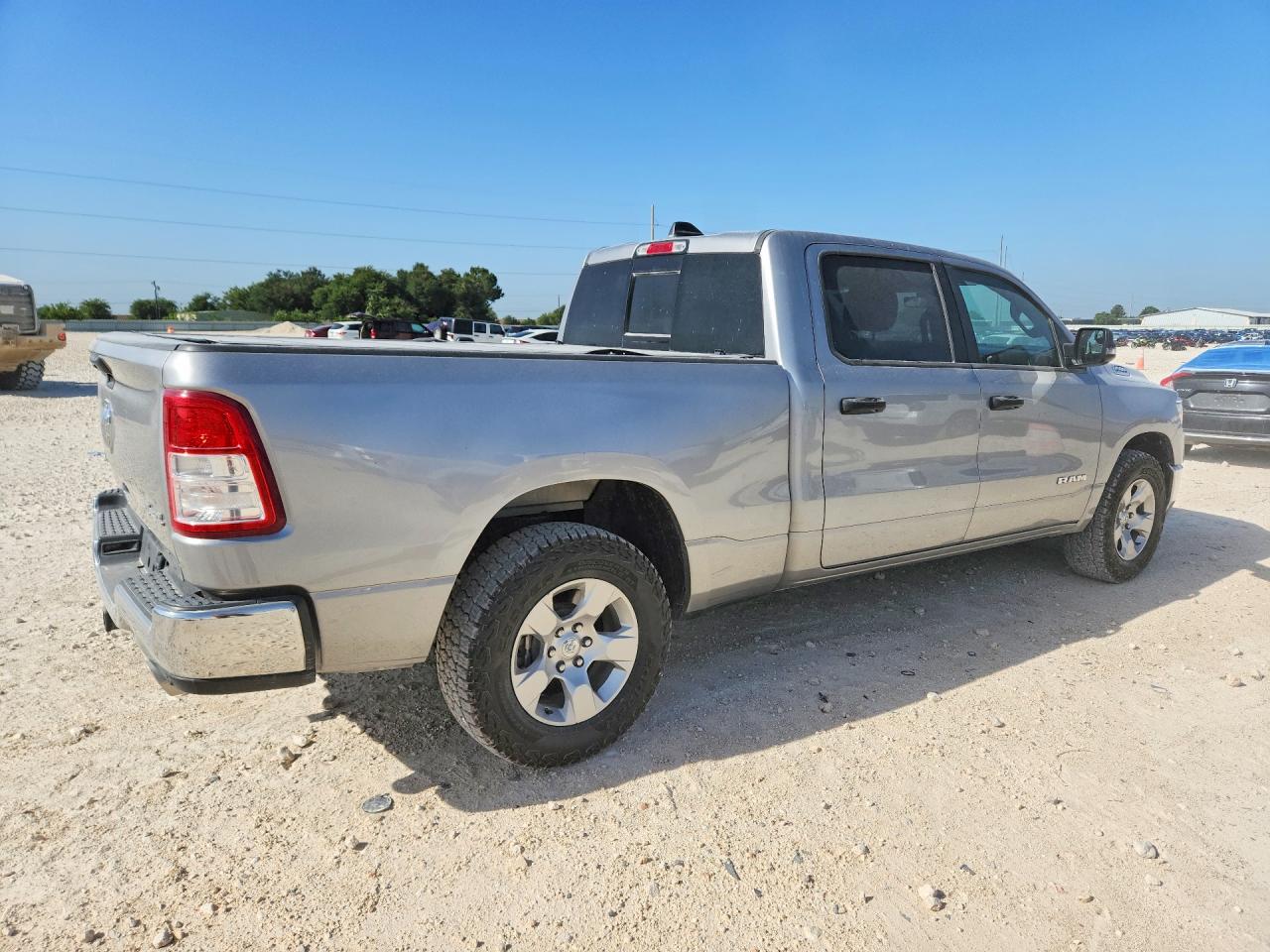 2023 RAM 1500 BIG HORN/LONE STAR — снимка 3