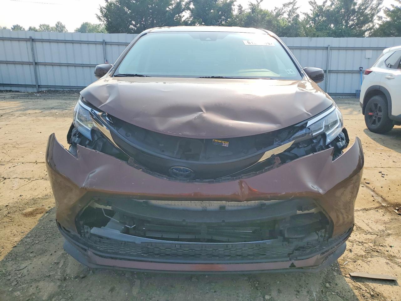 2022 TOYOTA SIENNA LE — снимка 5