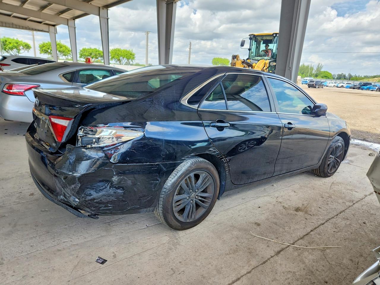 2017 TOYOTA CAMRY SE — снимка 3