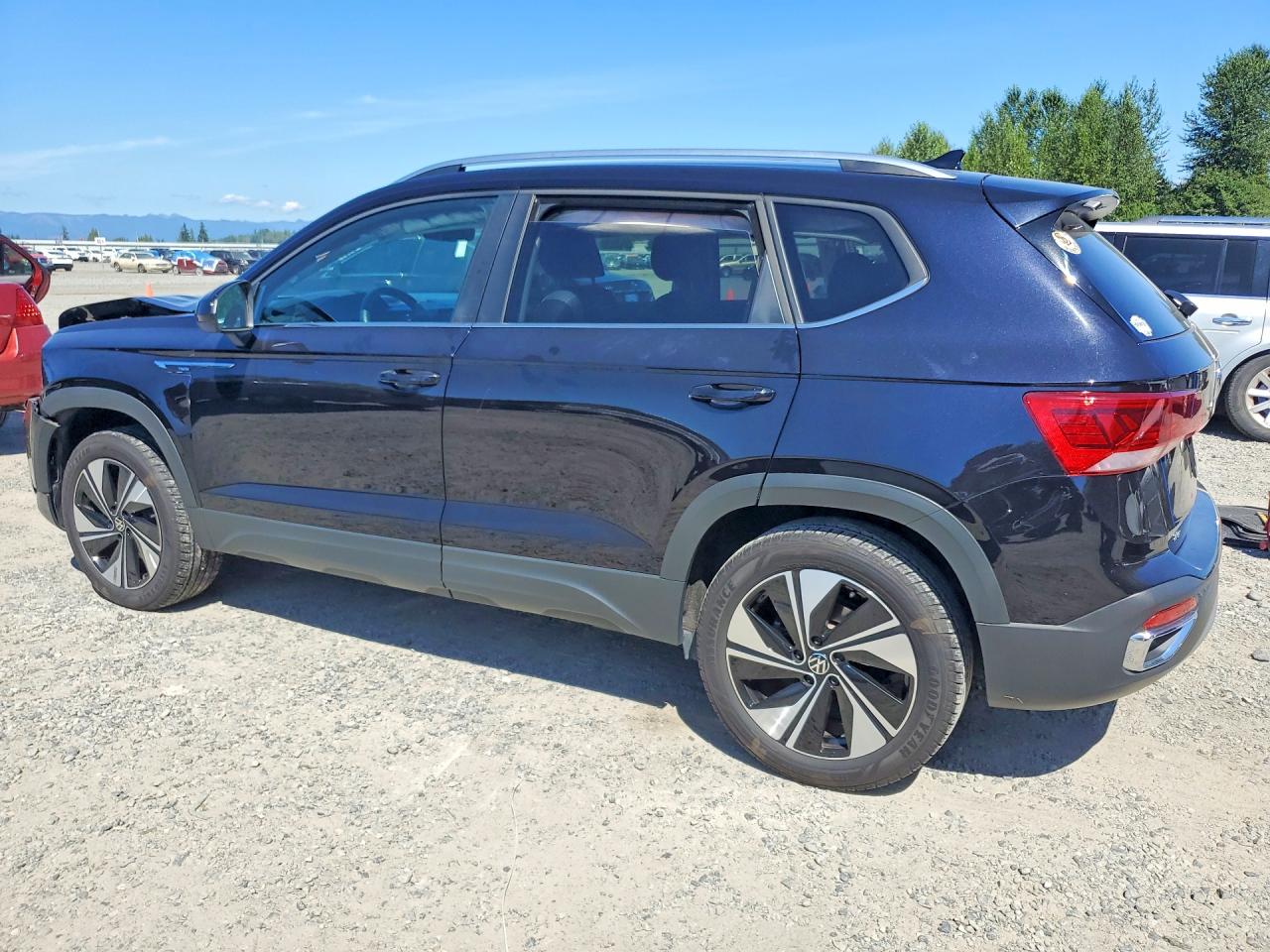 2024 VOLKSWAGEN TAOS SE — снимка 2