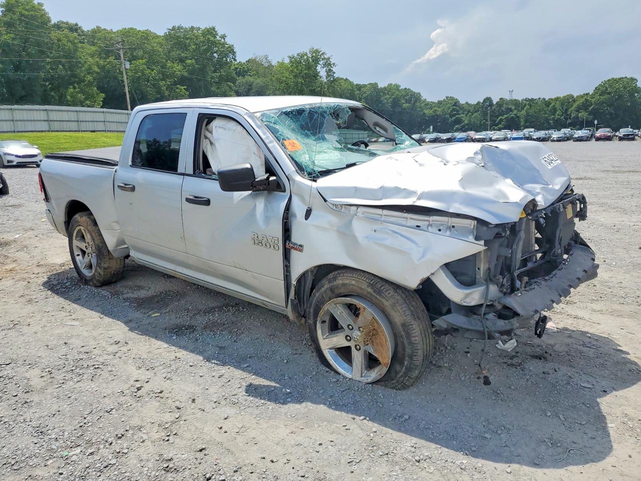 2015 RAM 1500 ST — снимка 4