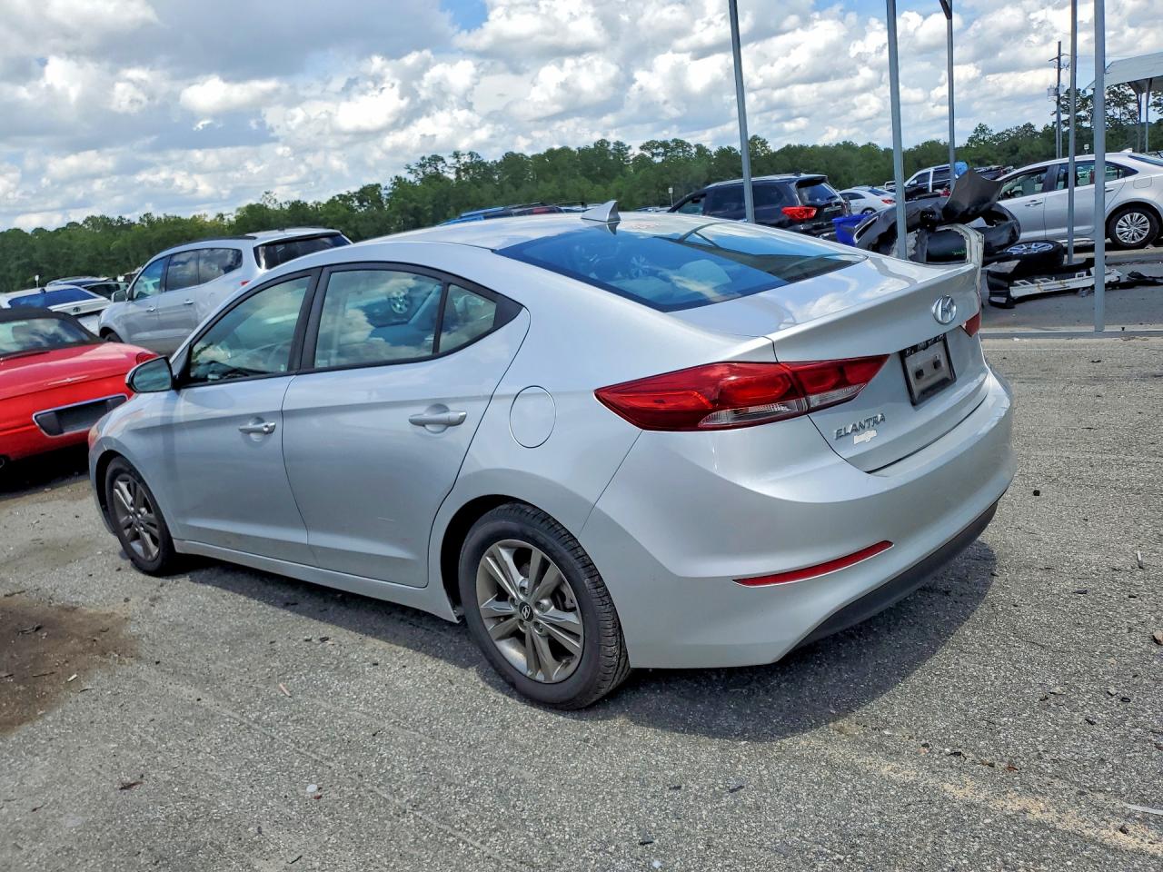 2018 HYUNDAI ELANTRA SEL — снимка 2