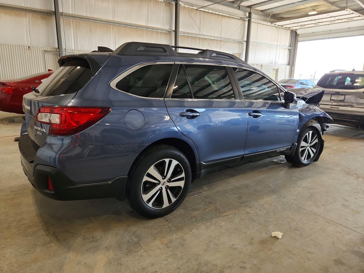 2018 SUBARU OUTBACK 3.6R LIMITED — снимка 3