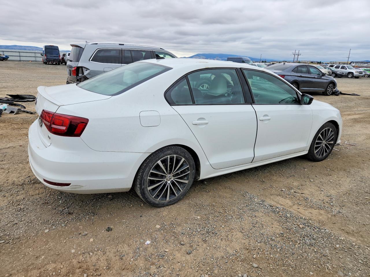 2016 VOLKSWAGEN JETTA SPORT — снимка 3