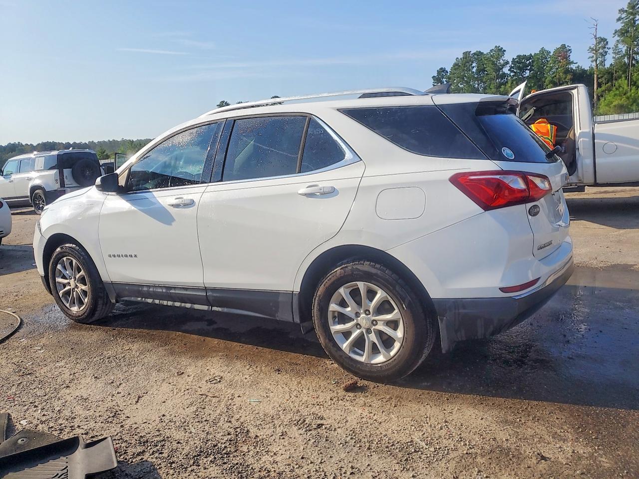 2019 CHEVROLET EQUINOX LT — снимка 2