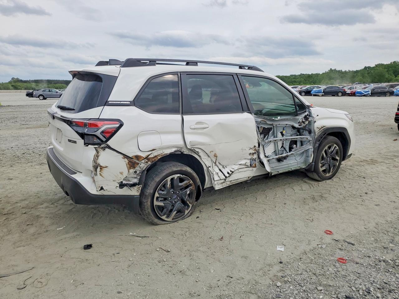 2025 SUBARU FORESTER PREMIUM — снимка 3