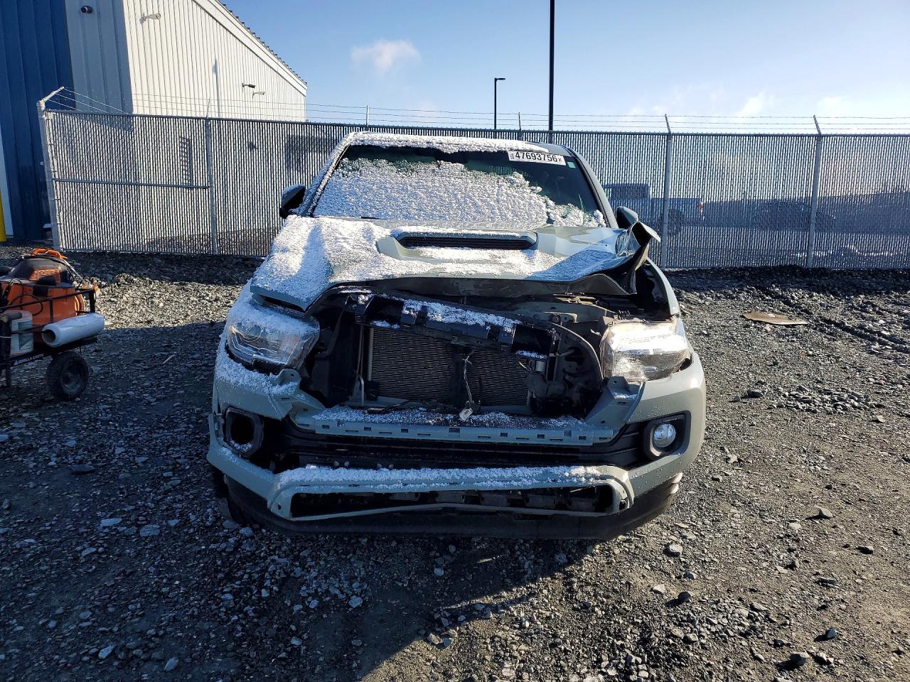 2022 TOYOTA TACOMA SR5 V6 — снимка 5