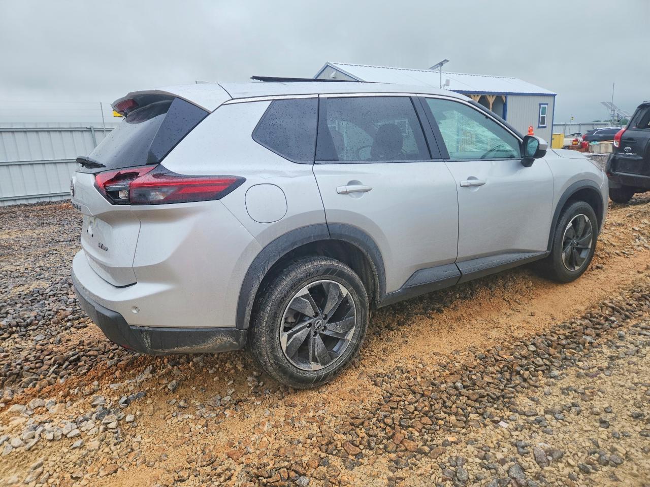 2024 NISSAN ROGUE SV — снимка 3