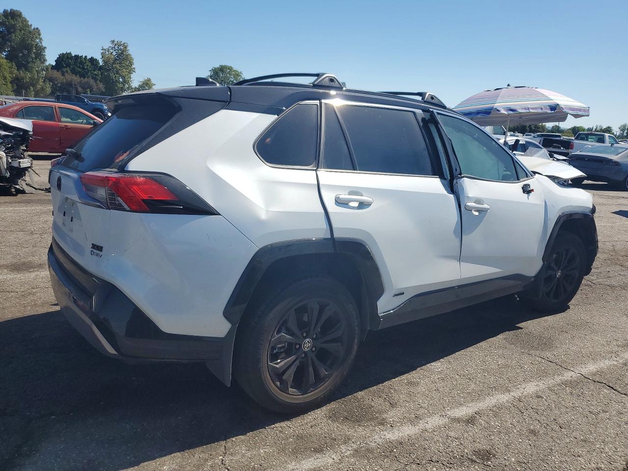 2025 TOYOTA RAV4 XSE — снимка 3
