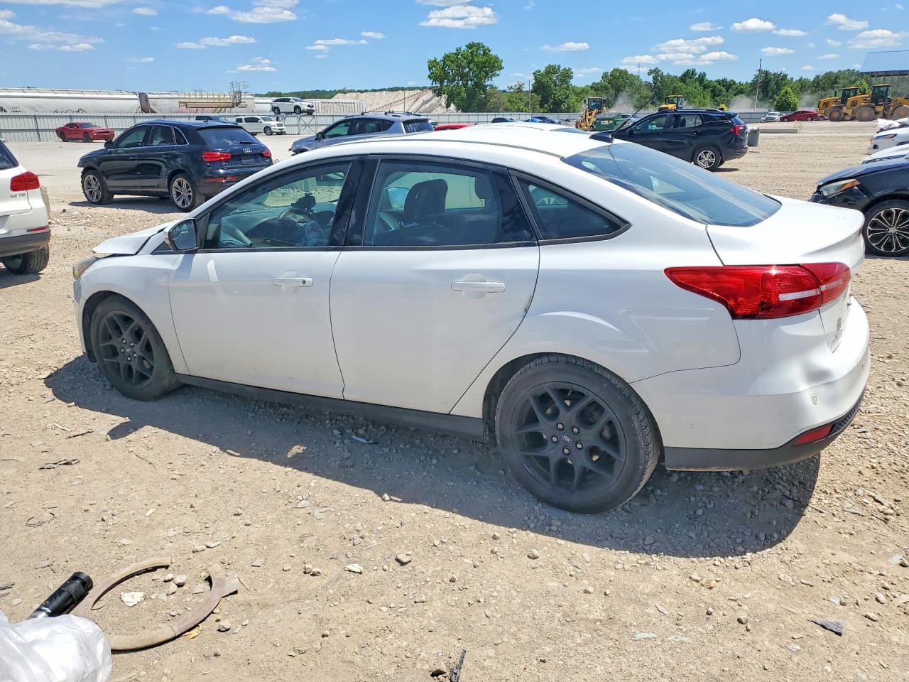 2016 FORD FOCUS SE — снимка 2