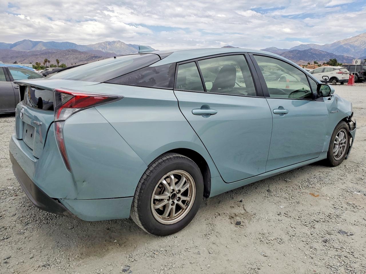 2017 TOYOTA PRIUS TWO — снимка 3