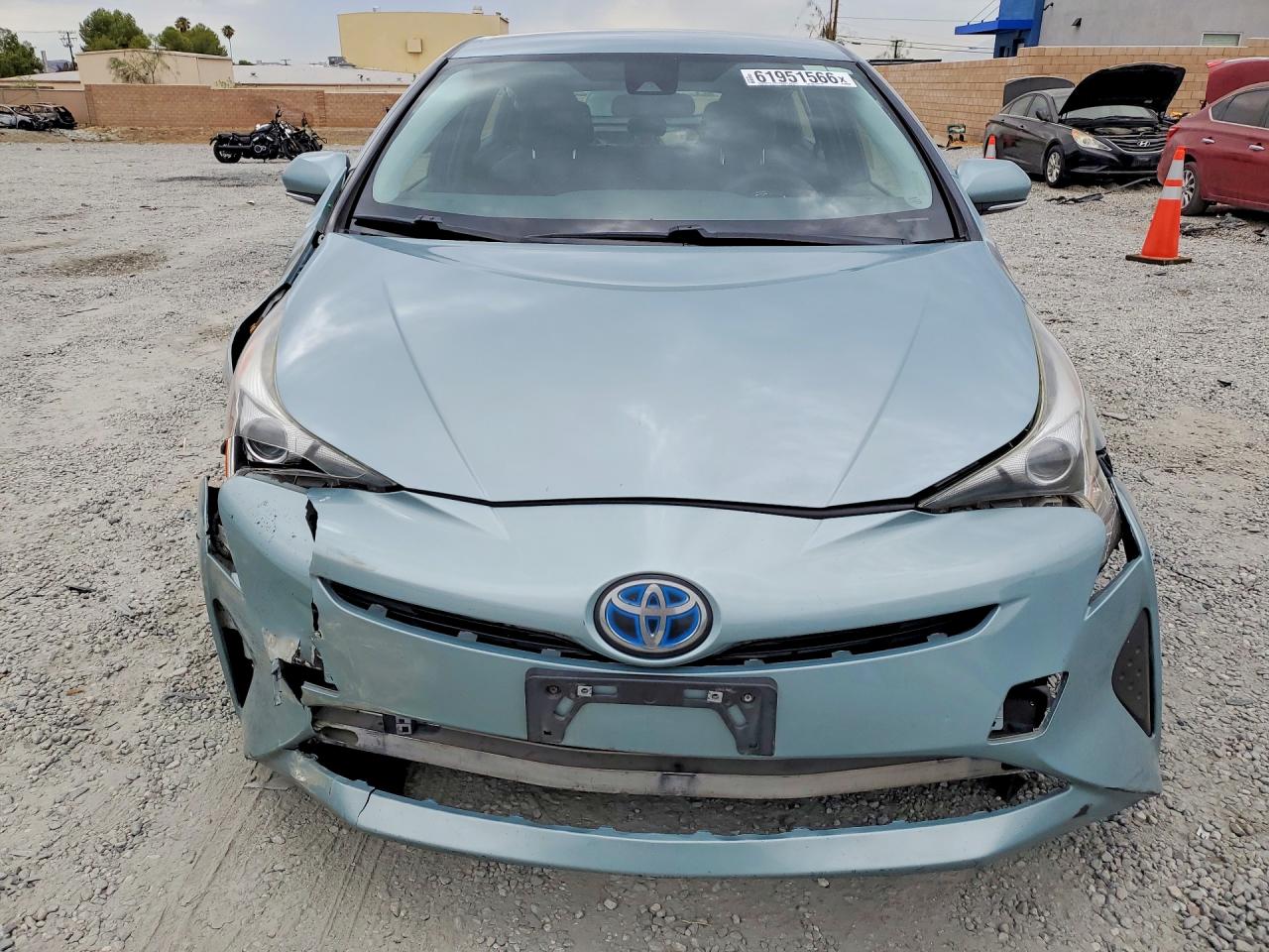 2017 TOYOTA PRIUS TWO — снимка 5