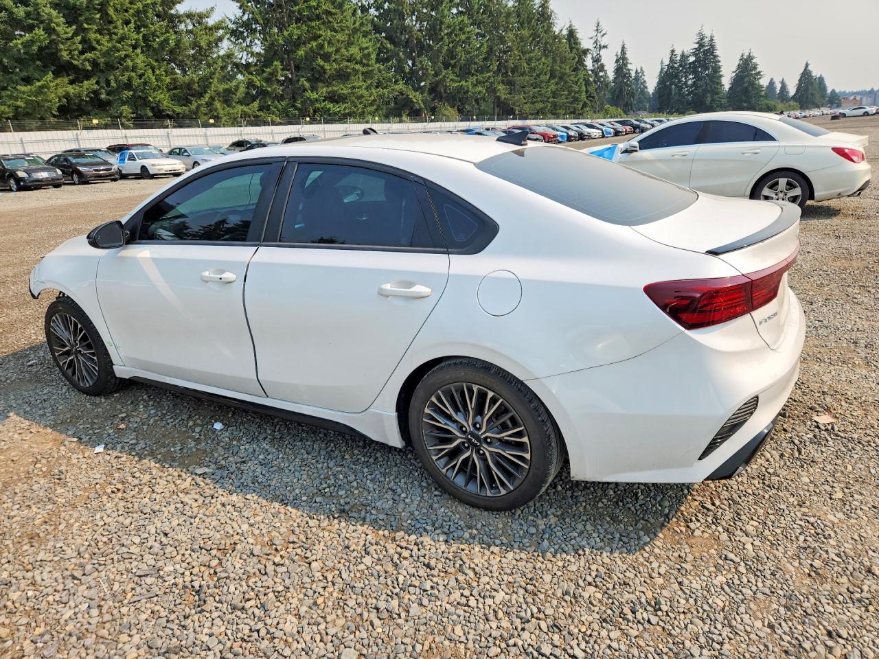 2023 KIA FORTE GT LINE — снимка 2