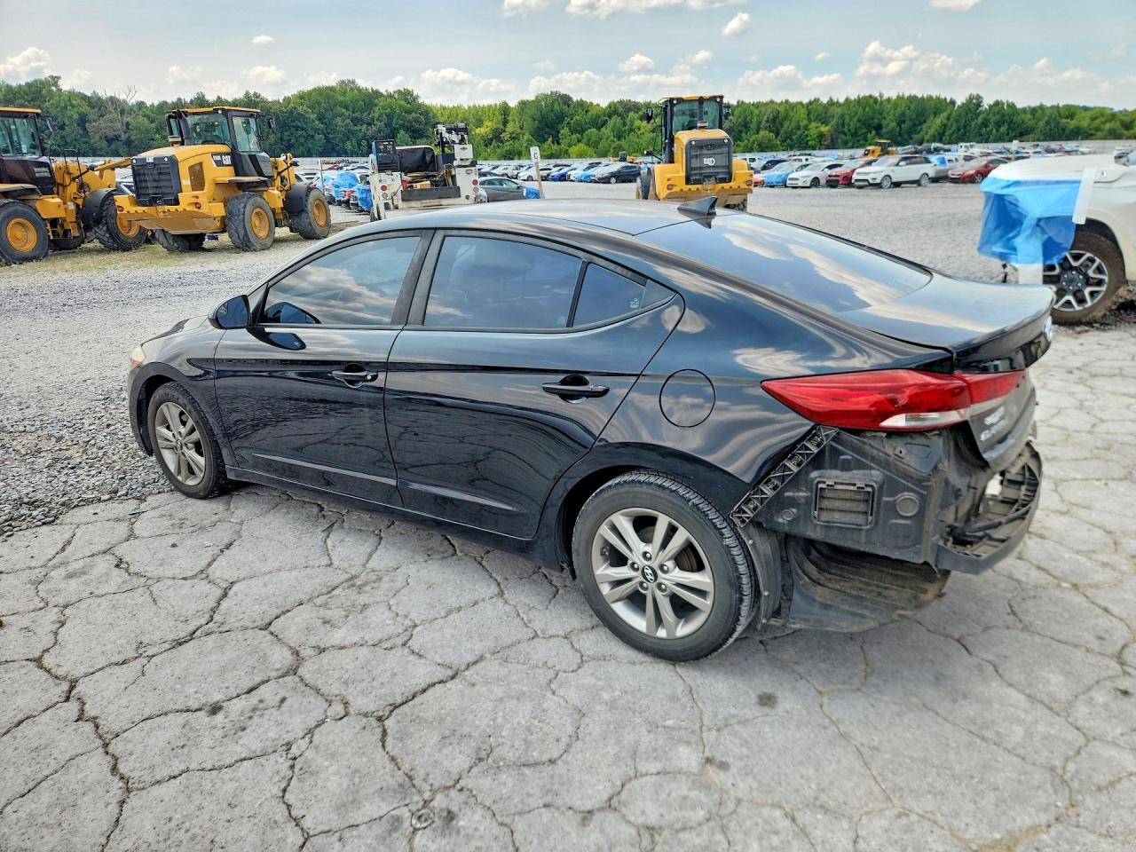 2017 HYUNDAI ELANTRA SE — снимка 2