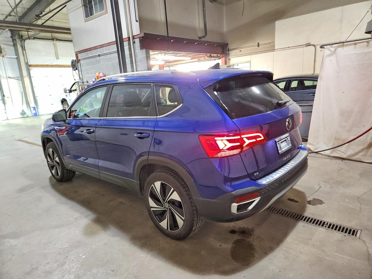 2024 VOLKSWAGEN TAOS SE — снимка 2