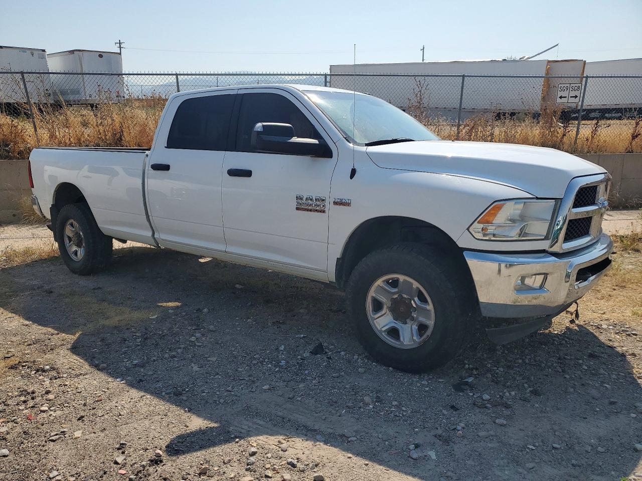 2015 RAM 3500 SLT — снимка 4