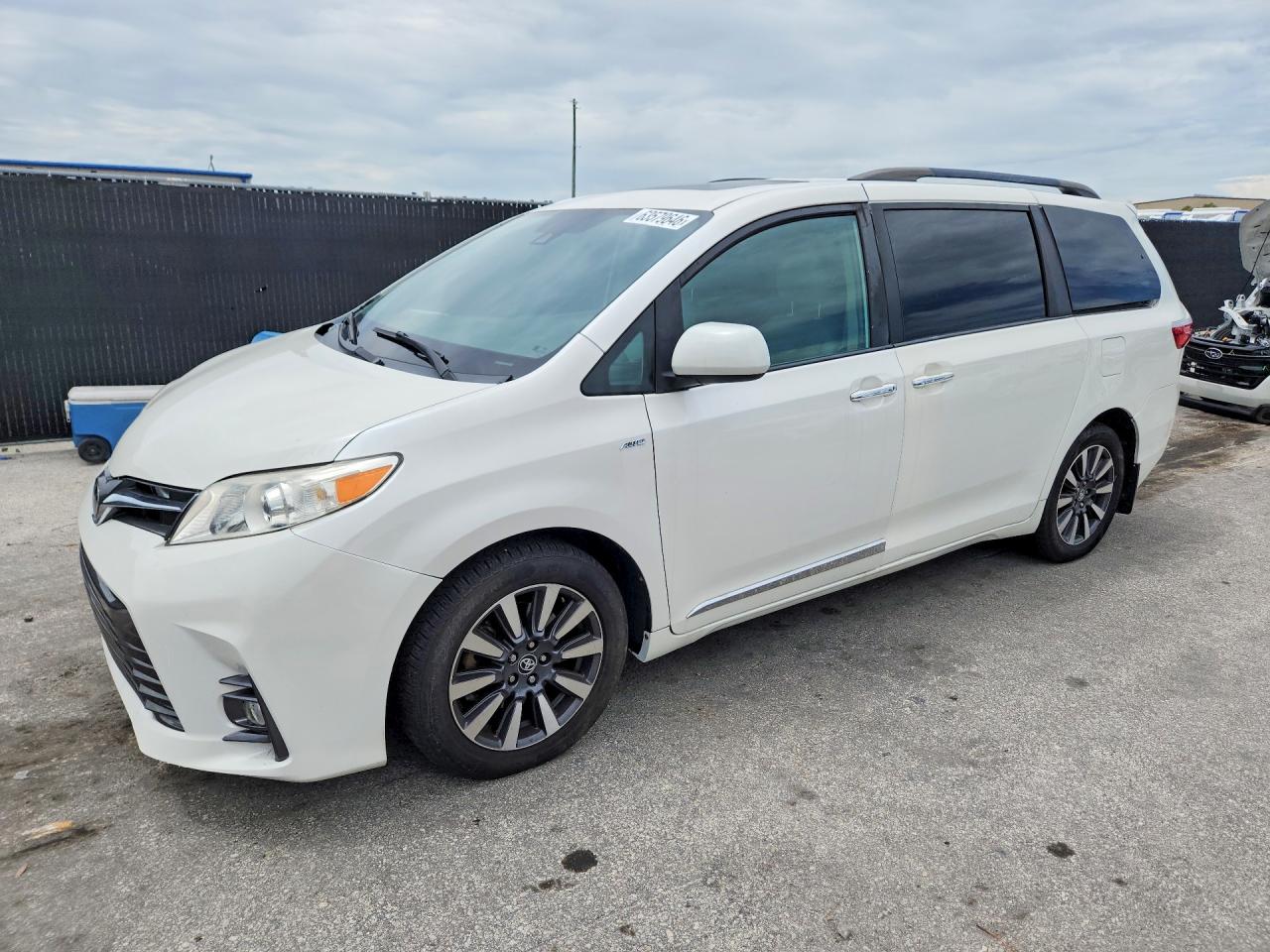 2019 TOYOTA SIENNA XLE 7-PASSENGER