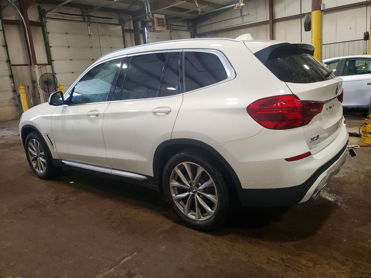 2019 BMW X3 XDRIVE30I — снимка 2