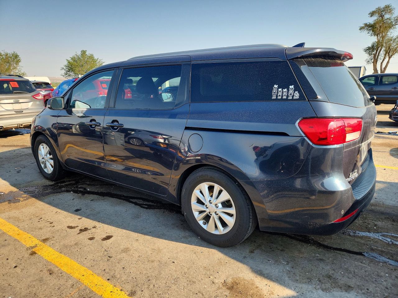 2016 KIA SEDONA LX — снимка 2