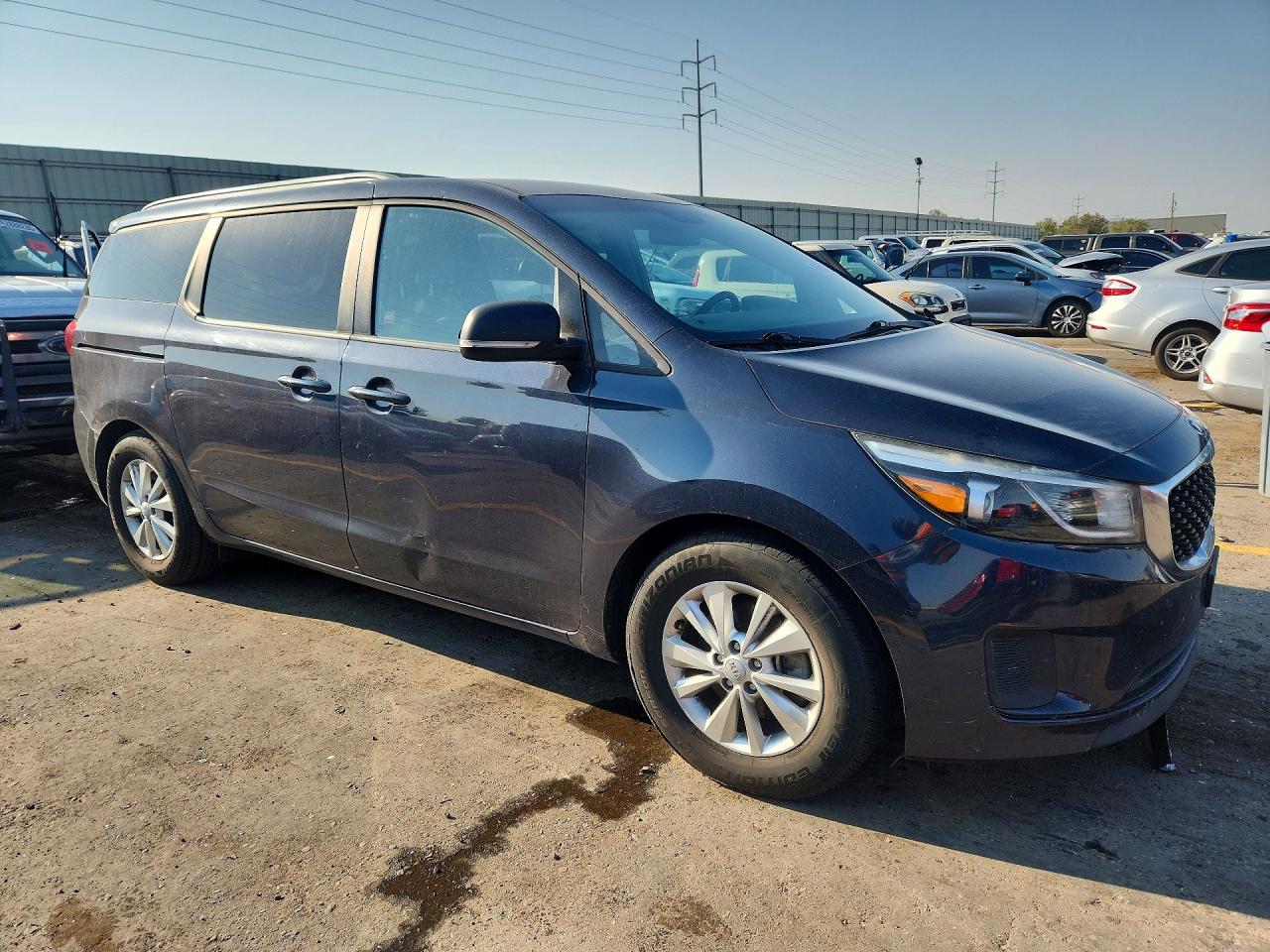 2016 KIA SEDONA LX — снимка 4