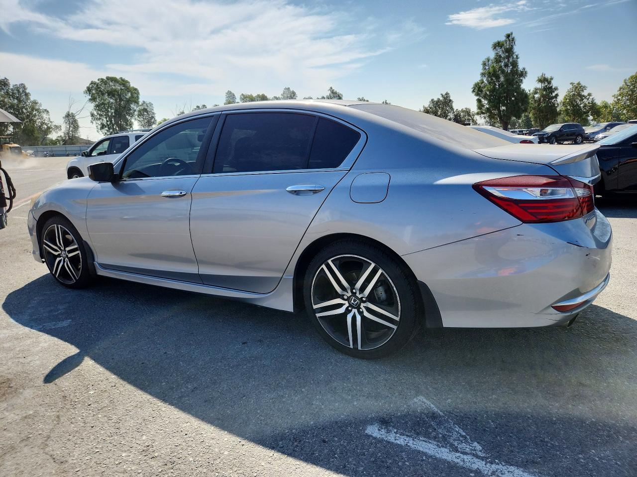 2017 HONDA ACCORD SPORT — снимка 2