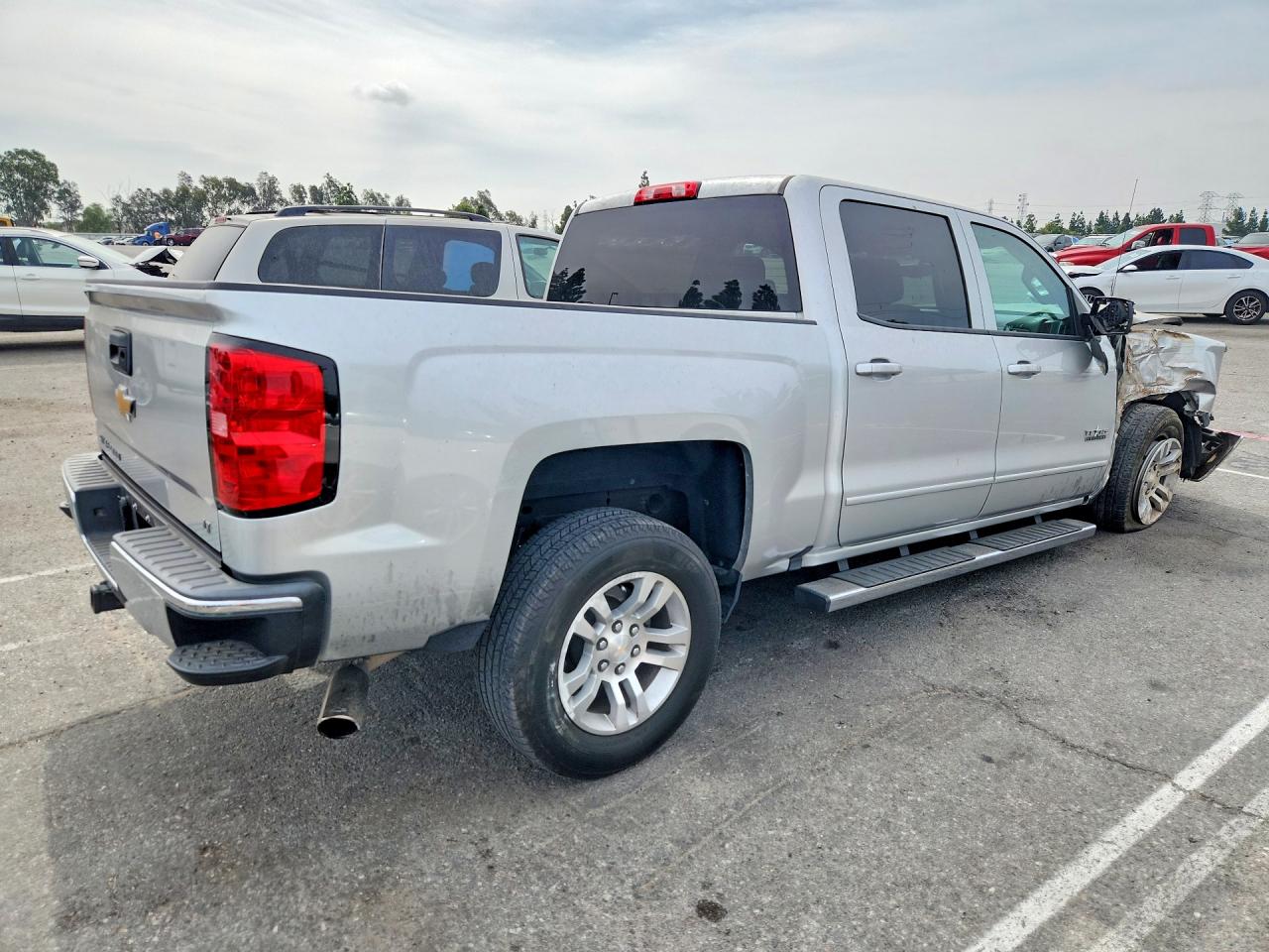 2018 CHEVROLET SILVERADO C1500 LT — снимка 3