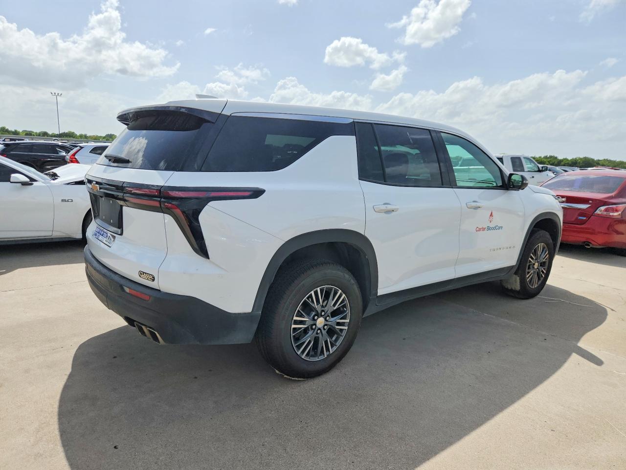 2024 CHEVROLET TRAVERSE LS — снимка 3
