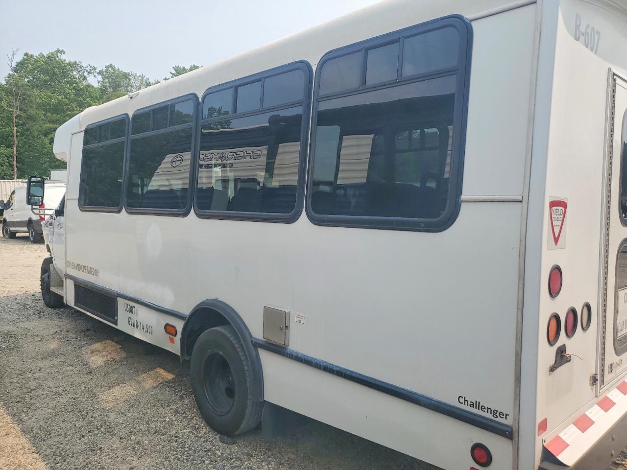 2019 FORD E450 E450 SUPER DUTY CUTAWAY VAN — снимка 3