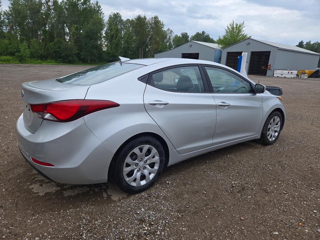 2016 HYUNDAI ELANTRA SE — снимка 3